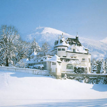 SchlosshotelIgls_Innsbruck_Tyrol_01.jpg