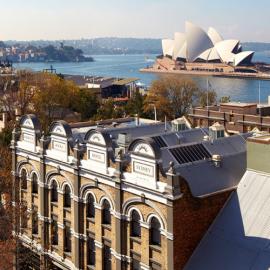 Harbour Rocks Hotel