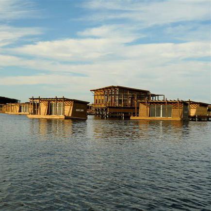 Laguna Garzon Lodge