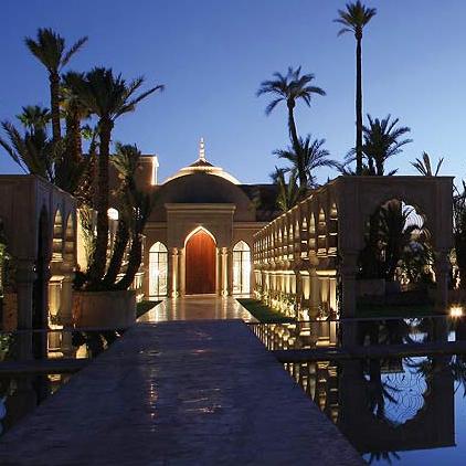 Palais Namaskar