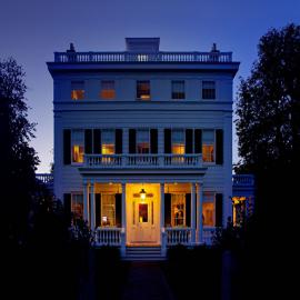 Topping Rose House