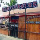 Baby Lobster lures Acapulco�s party crowd